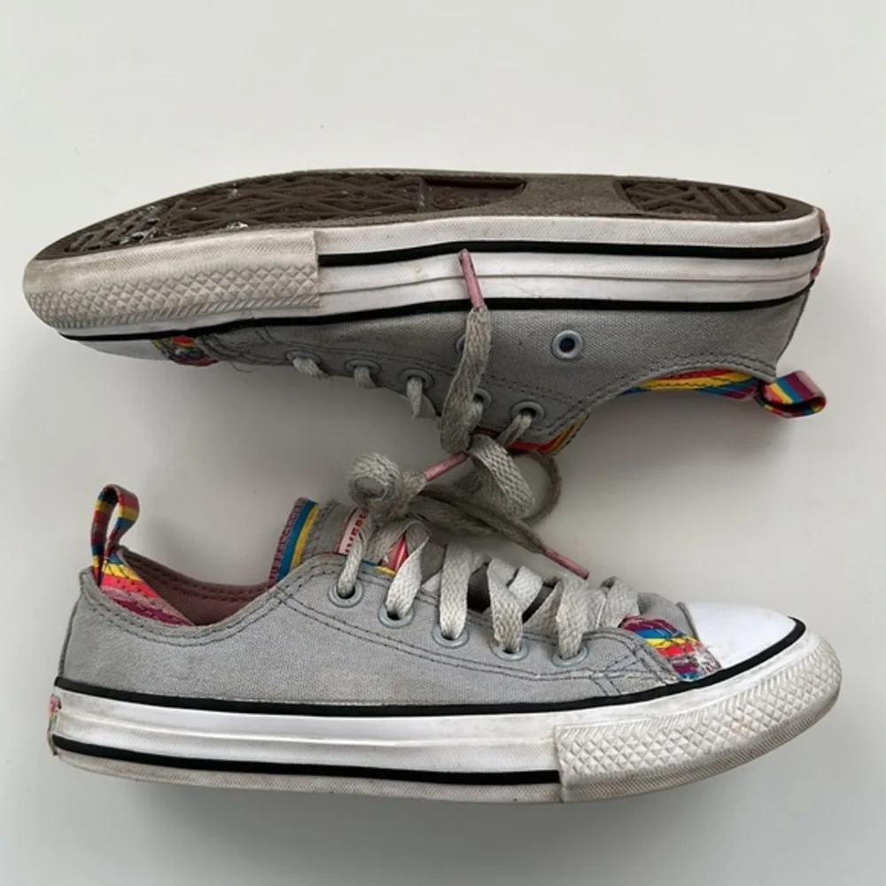 Converse sneakers grey with rainbow size 1 youth low tops shoes